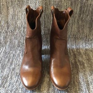 Alberto Fermani brown boots